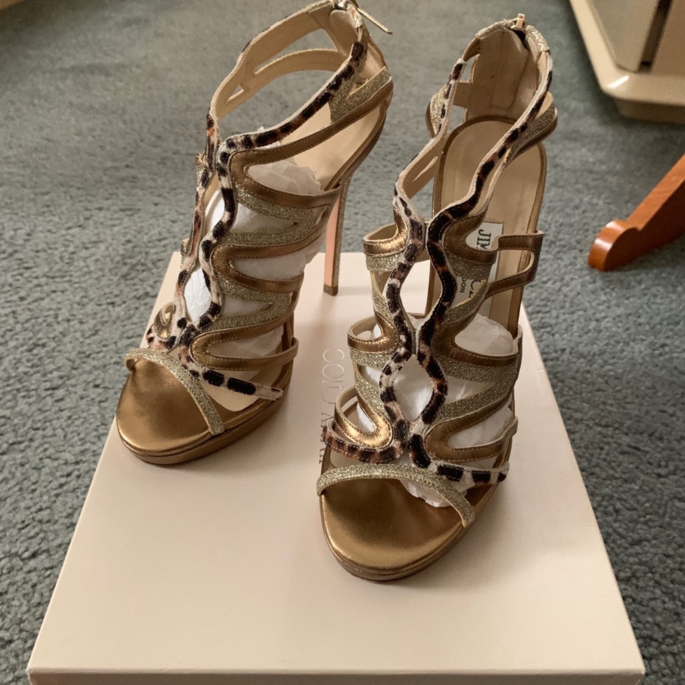 Jimmy Choo “Mercury” heel